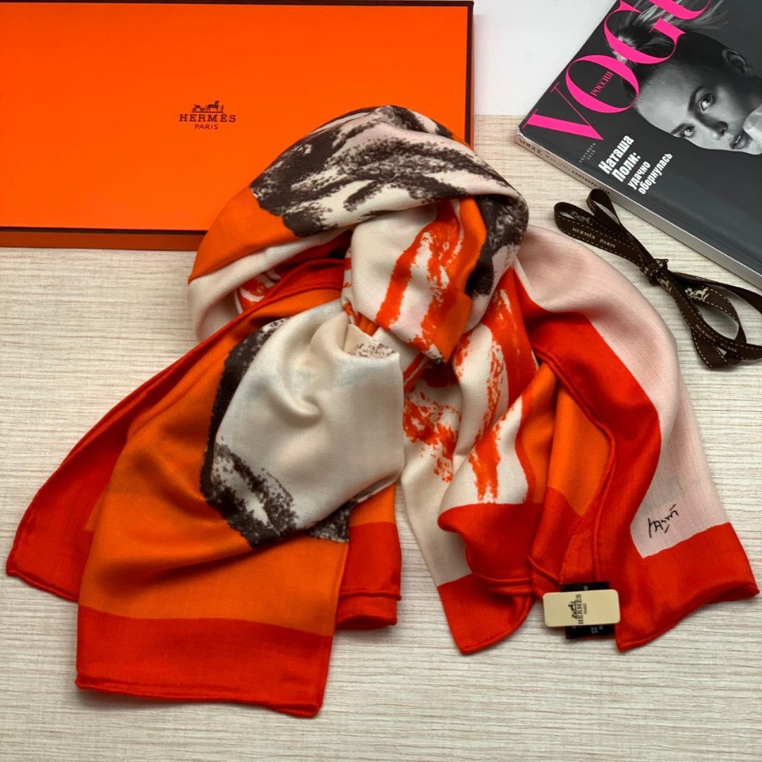 Женский платок Hermes оранжевый