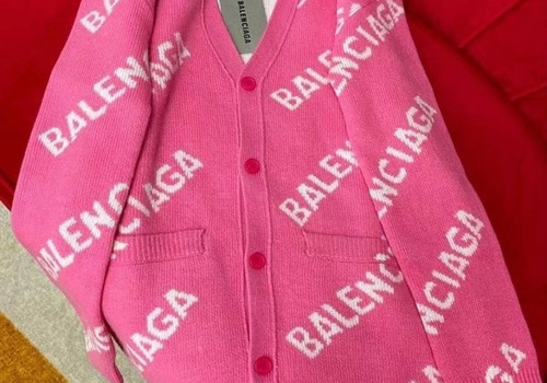 Женский розовый кардиган Balenciaga