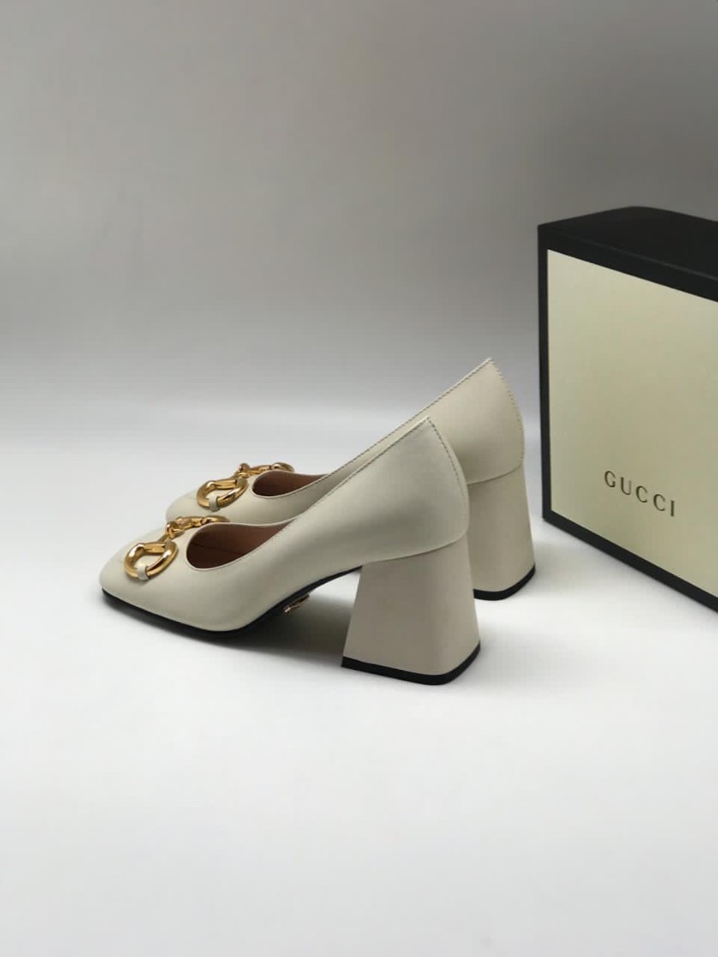 Женские белые туфли Gucci