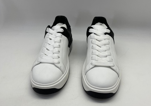 Женские кроссовки Balmain белые с черным