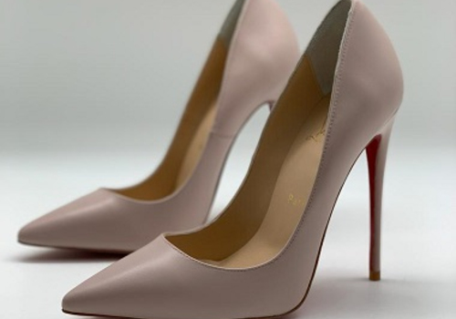 Женские туфли Christian Louboutin Pigalle