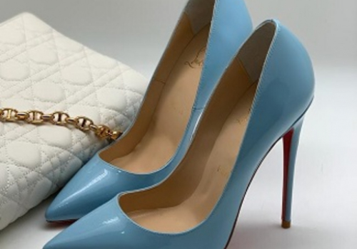 Женские туфли Christian Louboutin Pigalle голубые