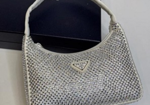 Женская сумка Prada Re-Edition 2000