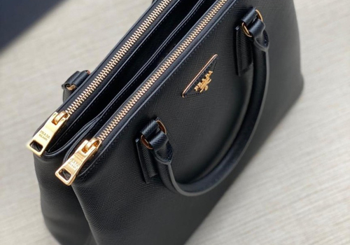 Женская сумка Prada Galleria черная