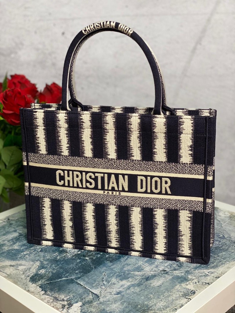 Сумка-тоут Christian Dior Book Tote  36 см черная