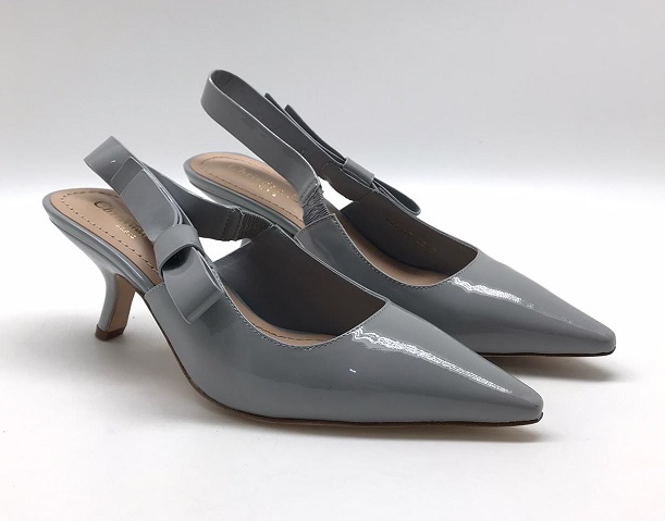 Женские туфли Christian Dior серые лаковые