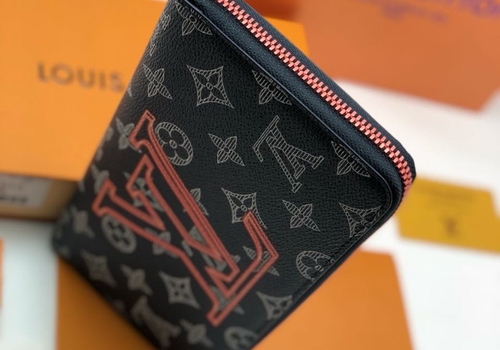 Бумажник Louis Vuitton черный из канвы