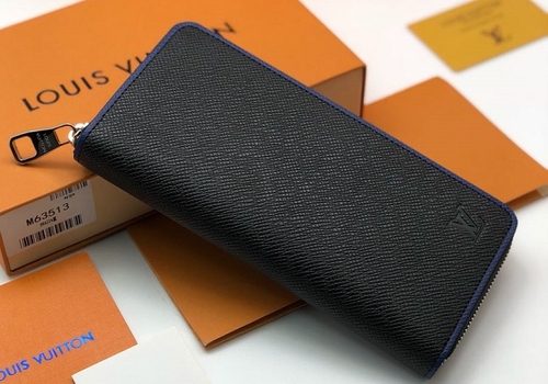 Бумажник кожаный Louis Vuitton Taiga черный