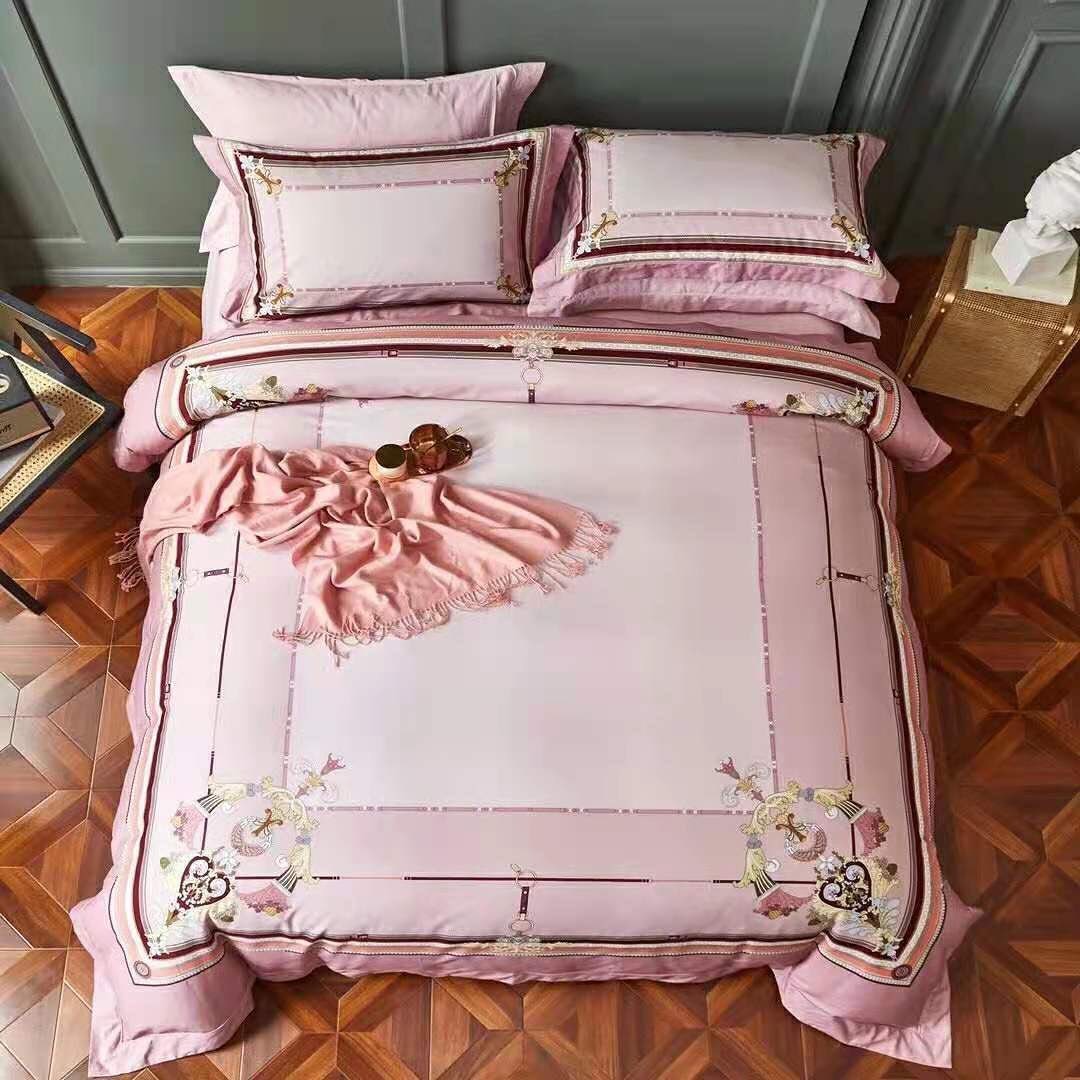 Постельное белье в стиле Hermes сатин люкс розовое