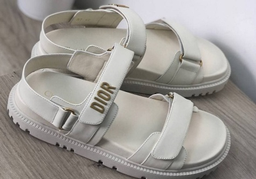 Женские сандалии Christian Dior белые