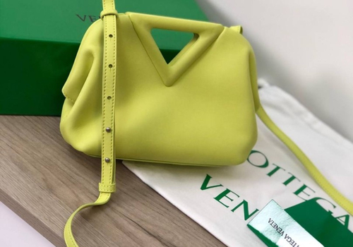 Кожаная сумка Bottega Veneta Point Mini