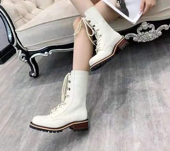 Белые женские ботинки Christian Dior DiorIron