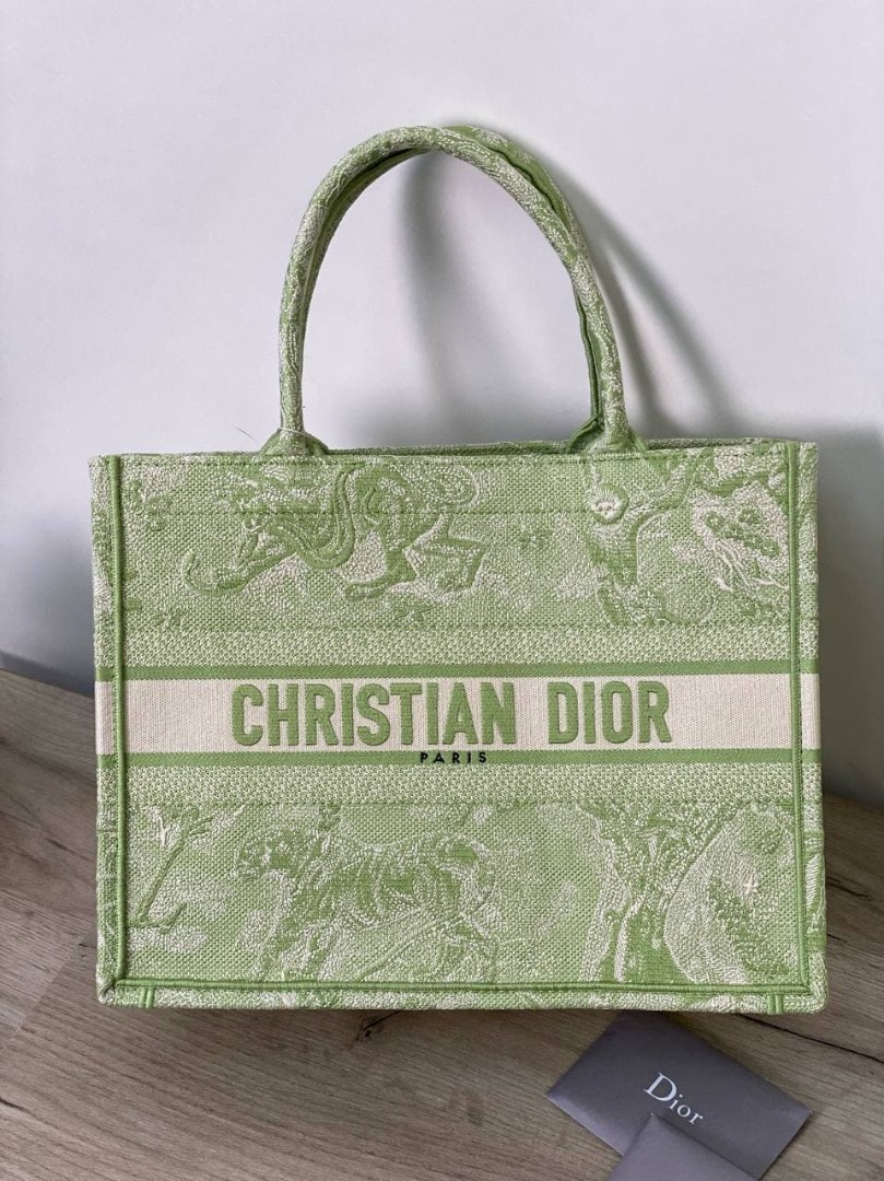 Сумка-тоут Christian Dior Book Tote 36 см зеленая