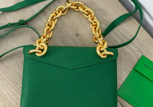 Зеленая кожаная сумка Bottega Veneta Mount