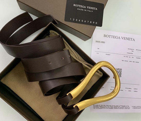 Женский коричневый кожаный ремень Bottega Veneta