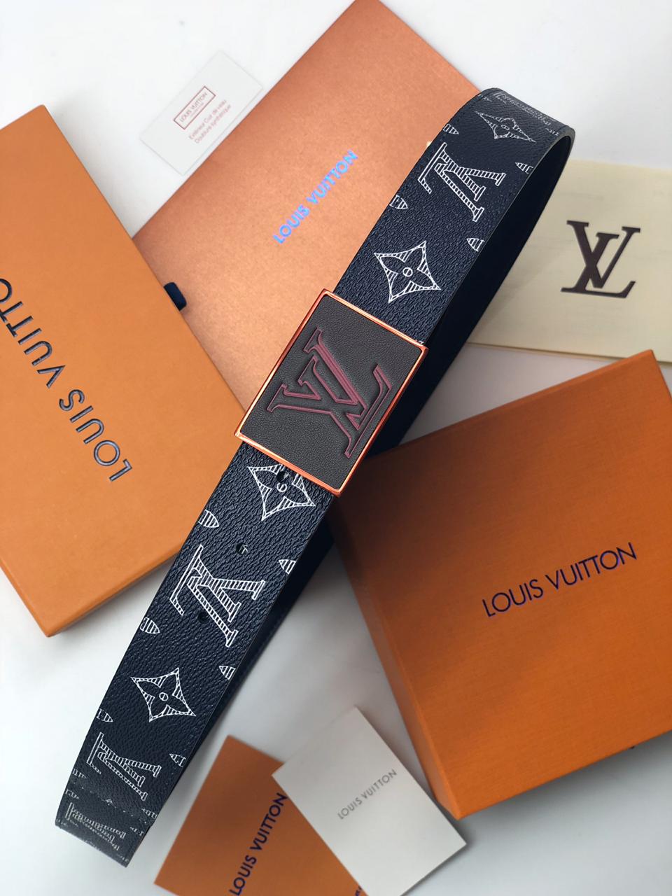 Черный ремень Louis Vuitton