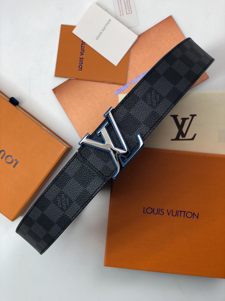 Ремень Louis Vuitton из канвы с пряжкой