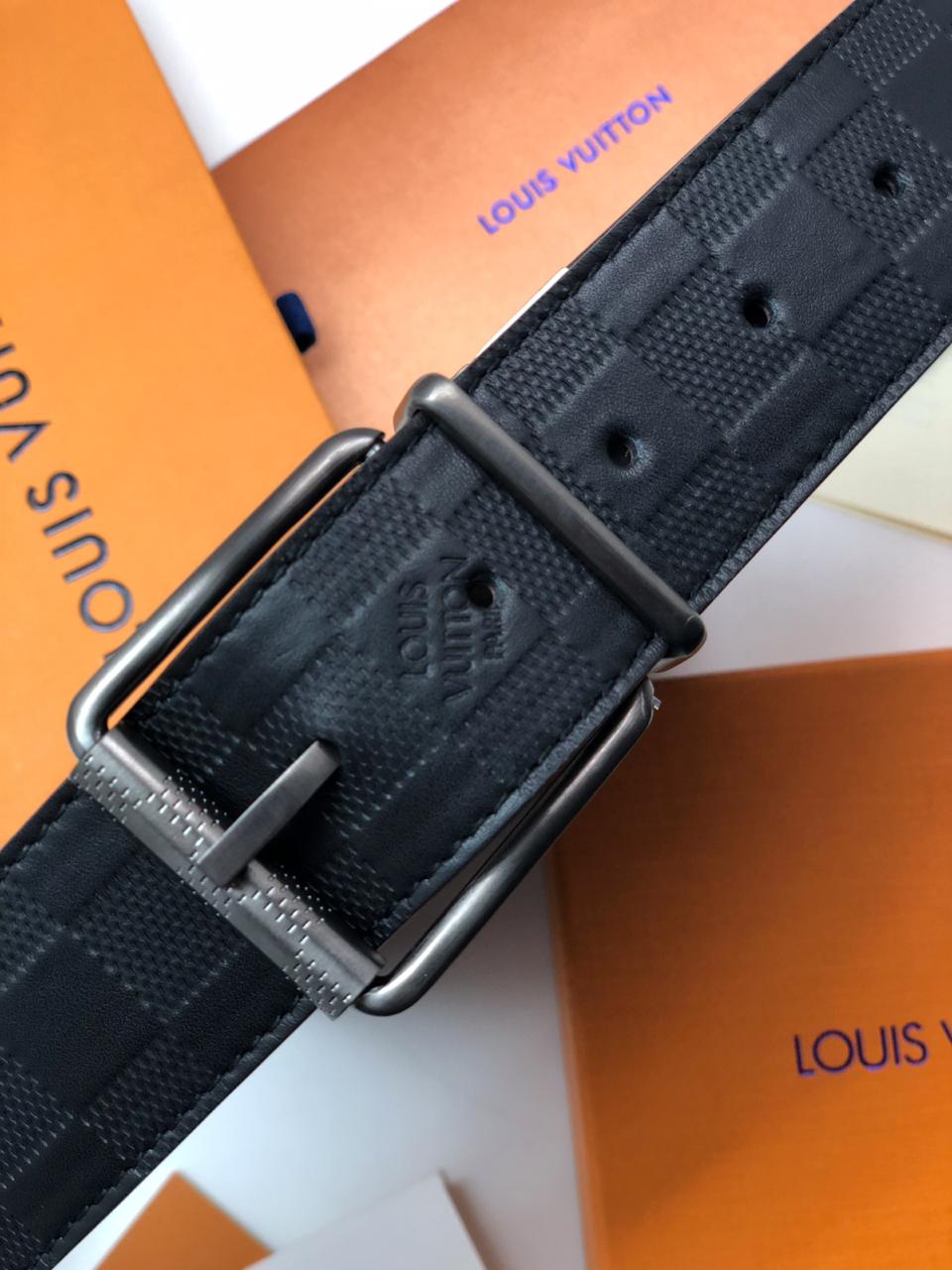 Ремень из кожи Louis Vuitton черный