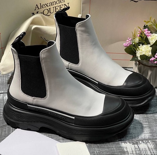 Женские белые ботинки Alexander McQueen