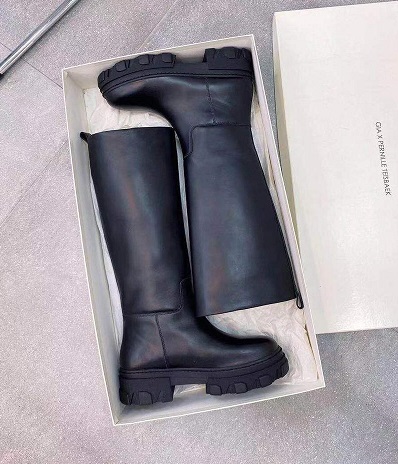 Кожаные черные сапоги Gia Couture