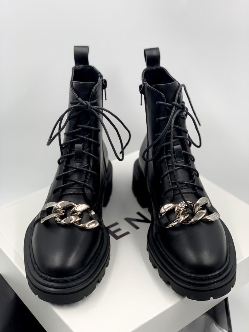 Кожаные черные ботинки Givenchy