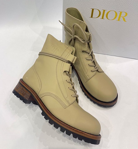 Бежевые женские ботинки Christian Dior DiorIron