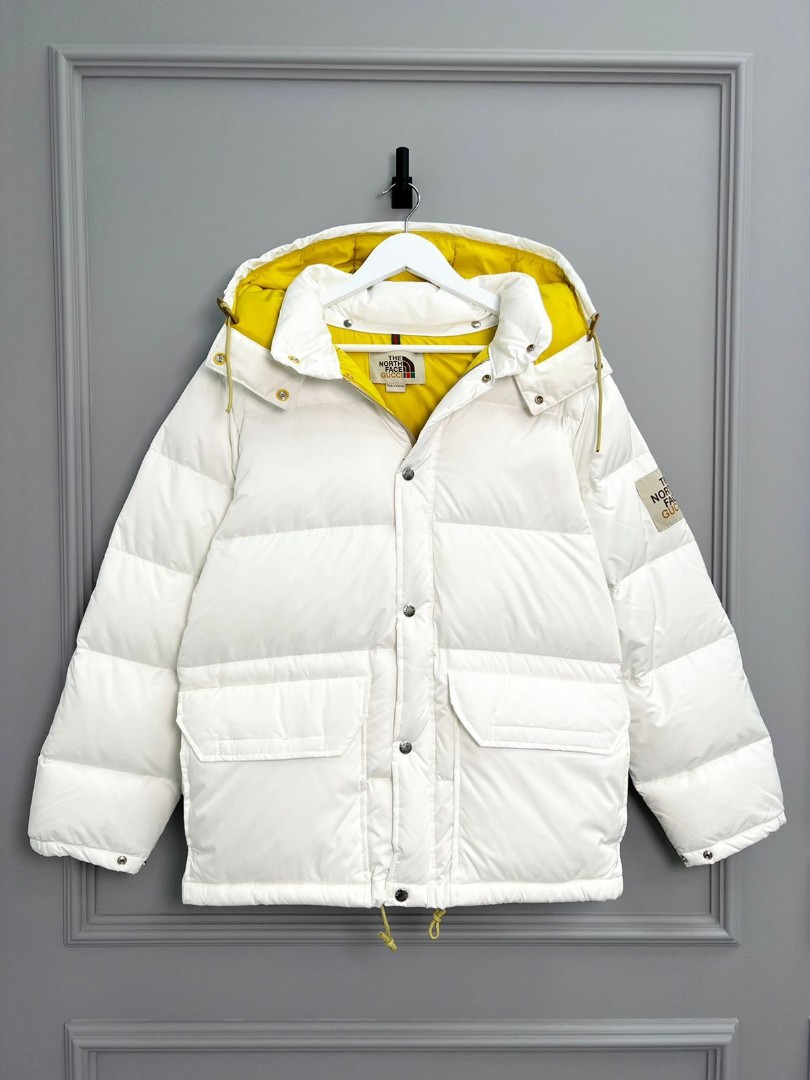 Женский пуховик Gucci North Face белый