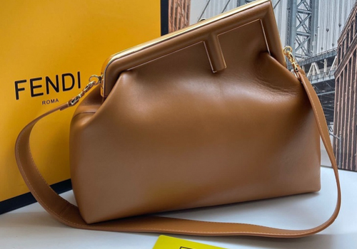 Женская сумка Fendi First Medium коричневая