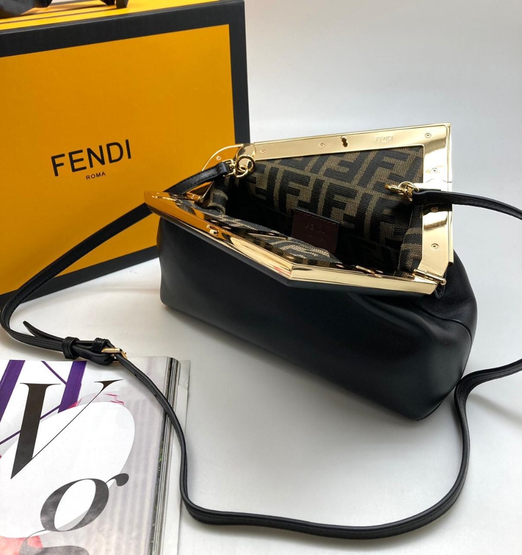 Женская сумка Fendi First Mini черная