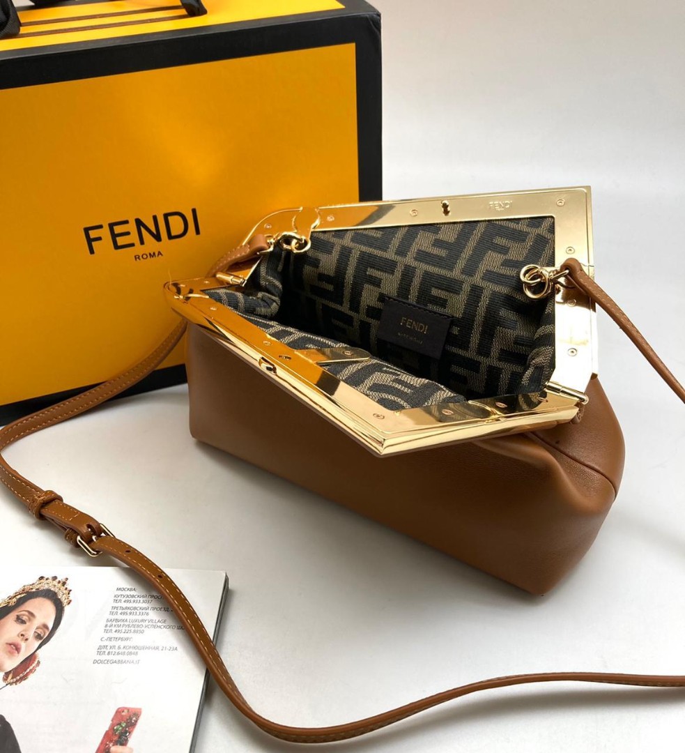 Женская сумка Fendi First Mini коричневая