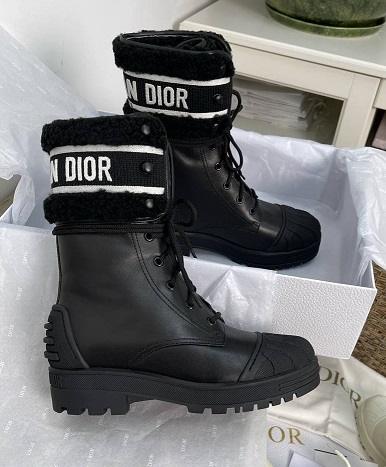 Зимние черные женские ботинки Christian Dior
