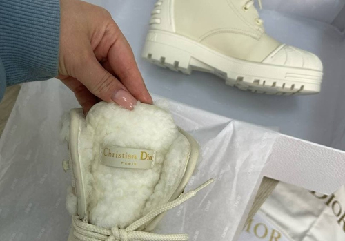 Зимние женские ботинки Christian Dior белые