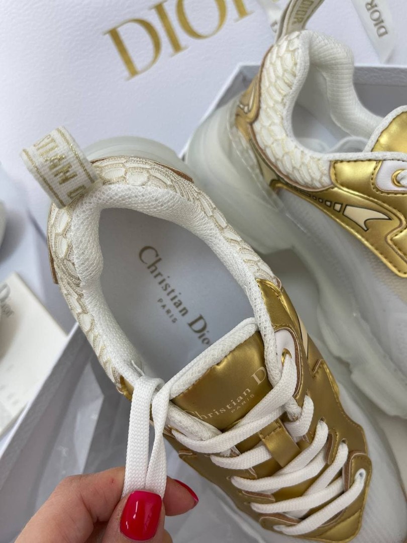 Женские кроссовки Christian Dior с золотом