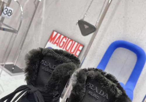 Зимние женские высокие черные кеды Prada