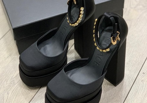 Женские туфли Versace черные