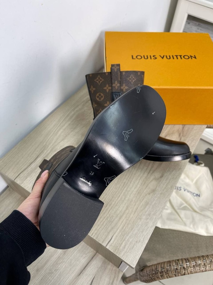 Кожаные полусапоги Louis Vuitton