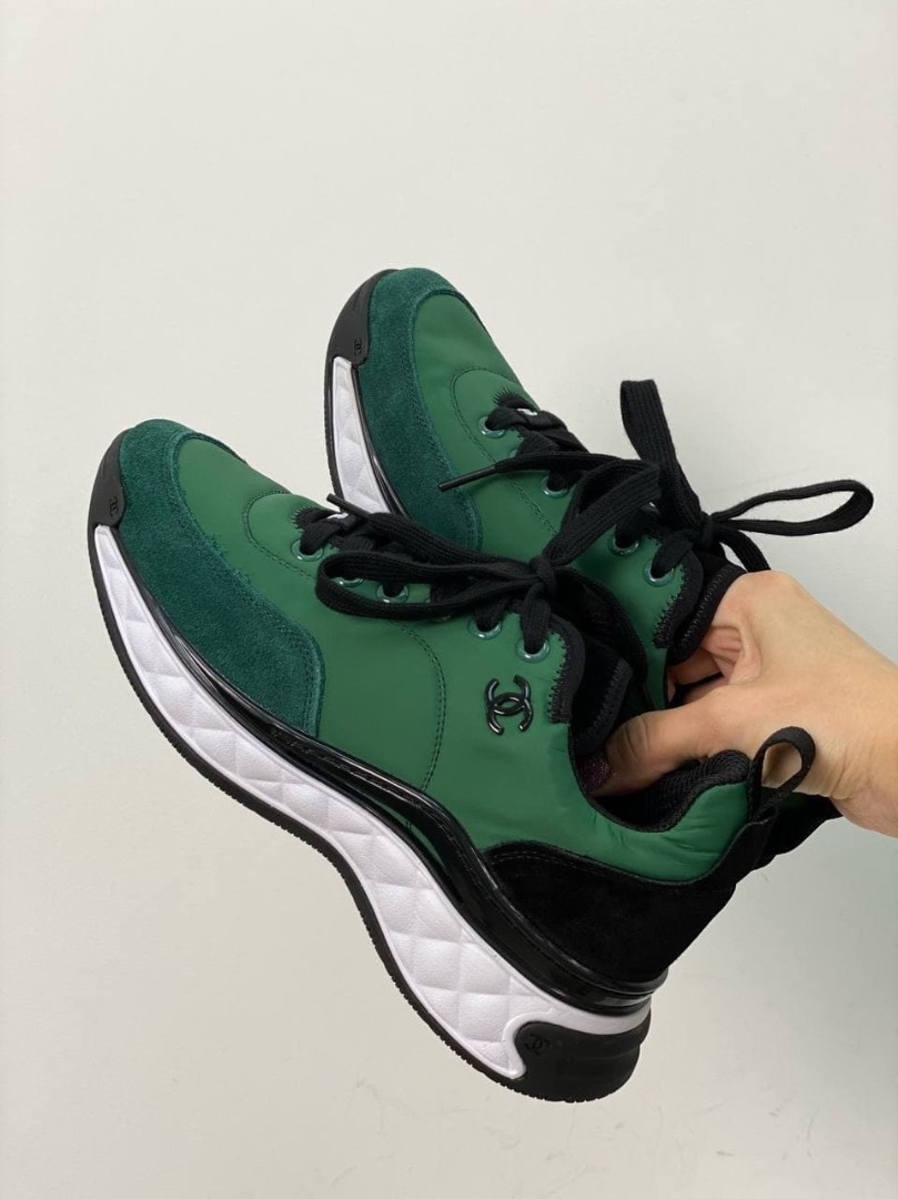 Женские кроссовки Chanel зеленые