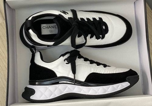 Женские кроссовки Chanel белые с черным