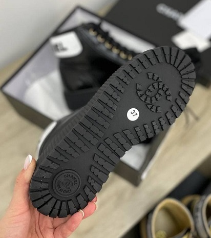 Ботинки Chanel черные