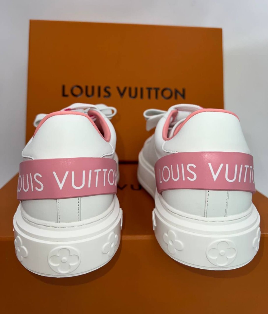 Женские белые кеды Louis Vuitton