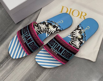 Женские шлепки Christian Dior