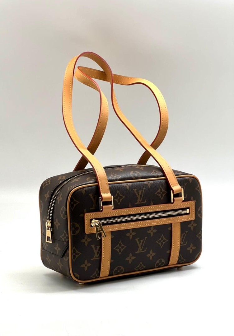 Сумка Louis Vuitton