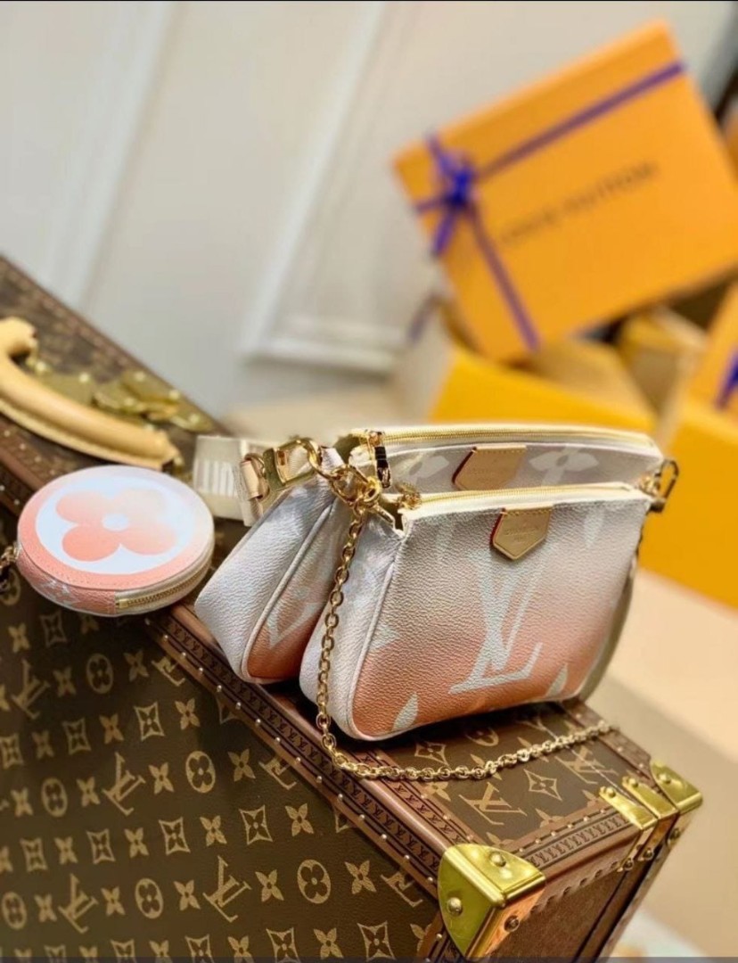 Женская сумка Louis Vuitton Multi Pochette персиковая
