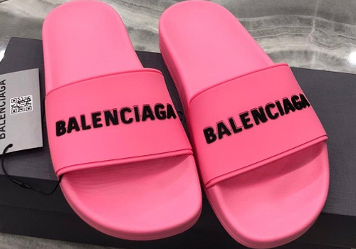 Женские шлепанцы Balenciaga розовые