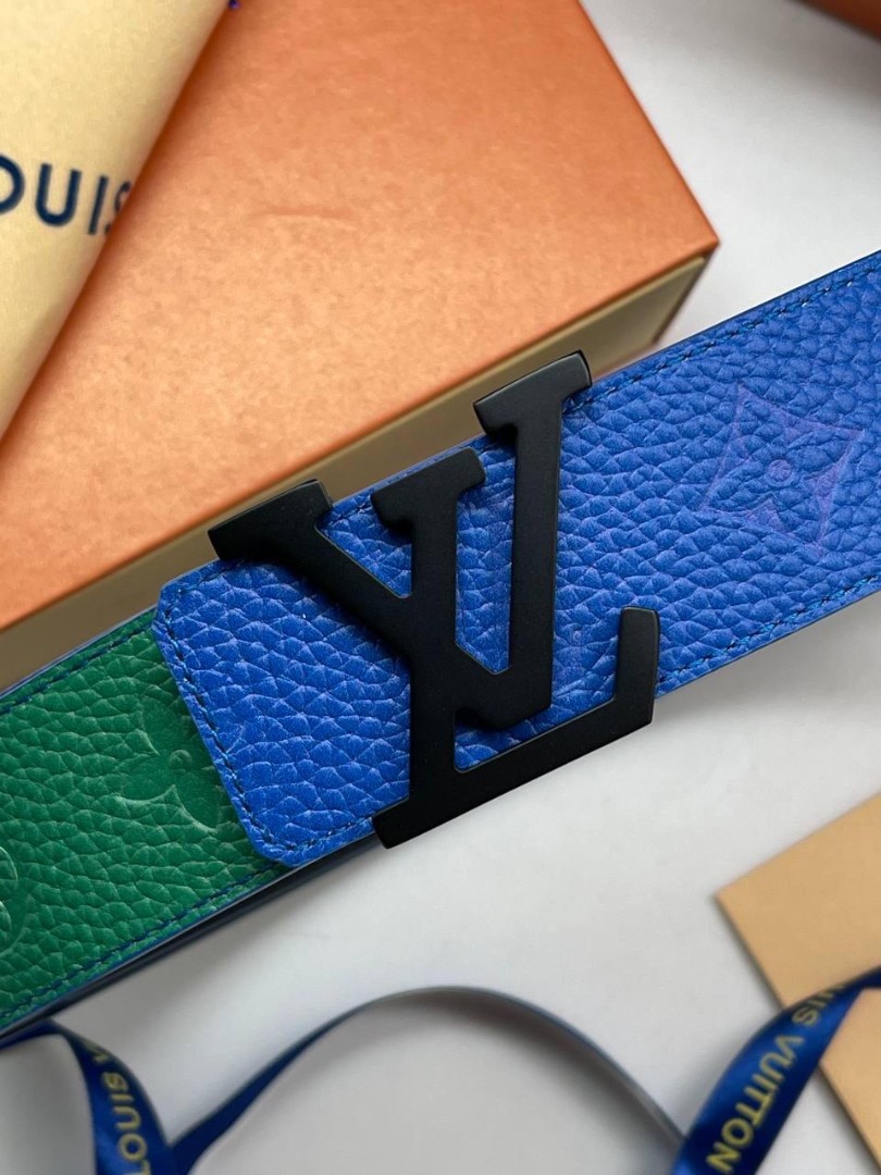 Ремень из кожи Louis Vuitton синий с зеленым