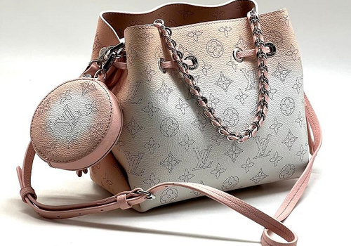Кожаная сумка Louis Vuitton Bella