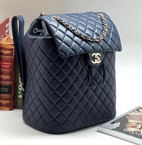 Кожаный синий женский рюкзак Chanel