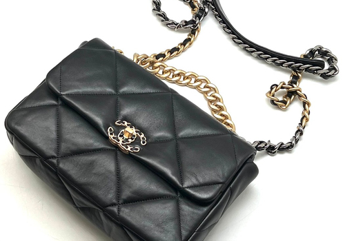 Кожаная сумка Chanel 19 черная 30 cm