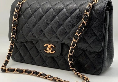 Черная кожаная сумка Chanel 2.55 Jumbo