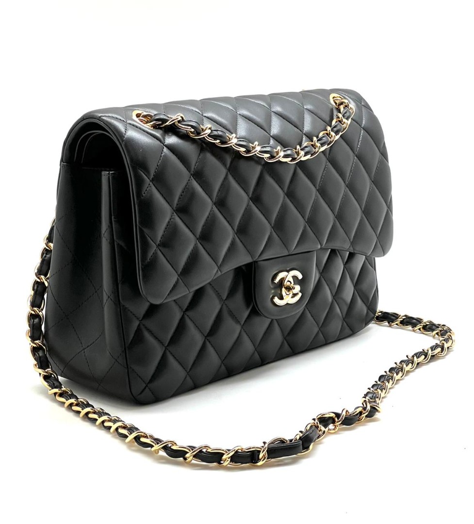 Черная кожаная сумка Chanel 2.55 Jumbo